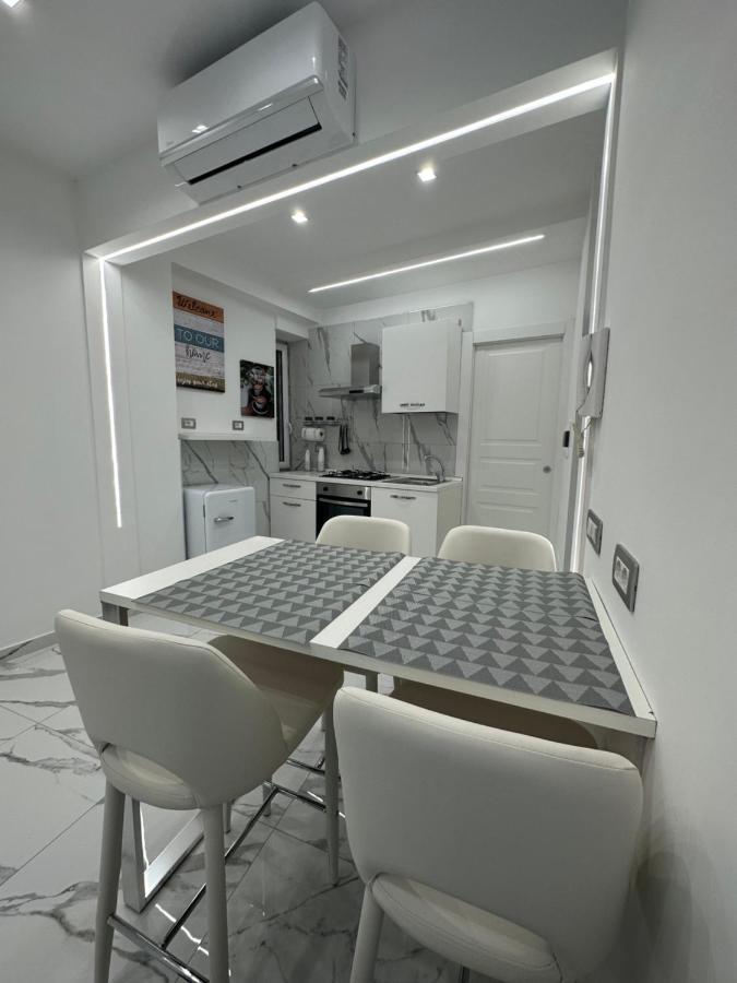 Mavy House Napoli Apartamento Exterior foto